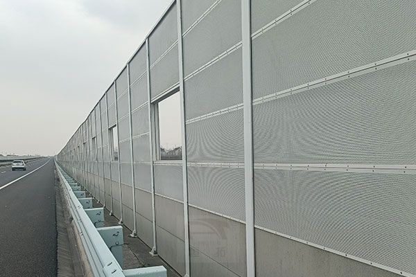 公路隔聲屏障