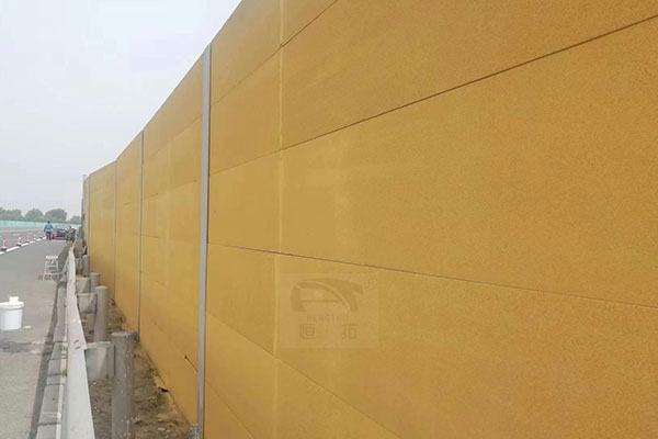 高速道路聲屏障改造